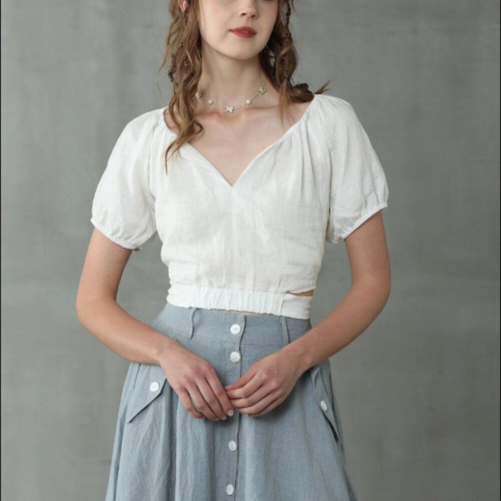 NWT Short-sleeved tie-back linen blouse "Ease 17" by Linennaive - S, White